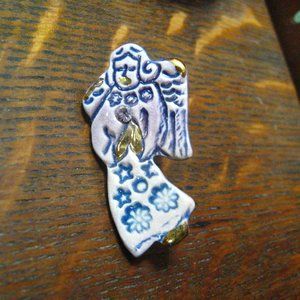 😇 Guardian Angel Handmade Ceramic Lapel Pin